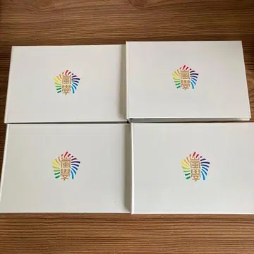 ARASHI 사진 4세트 (144장+사진 앨범 포함)