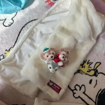 Disney / 디즈니 더피 셰리메이 젤라토니 머플러