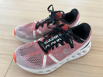 On 스니커즈 23.5cm 여성용 or 키즈