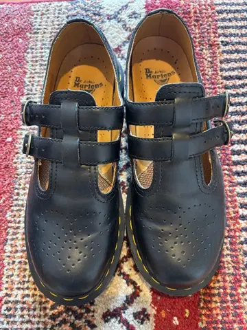 닥터 마틴 블랙 로퍼