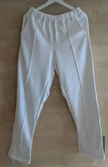 Ithe 이자 스웨트 팬츠 White 2 AURALEE