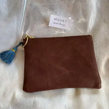 MUUET 브라운 가죽 파우치 태슬 포함