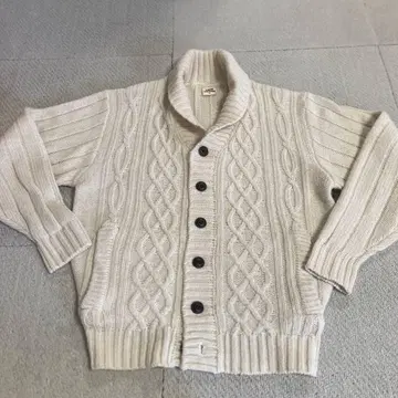 아이보리 케이블 니트 가디건