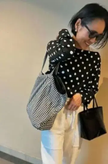 쿠두르 와이드 깅엄 체크 토트백