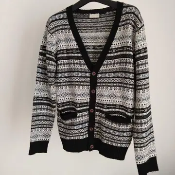 나노 유니버스 가디건