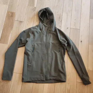 MAMMUT 후드 부착 자켓 올리브