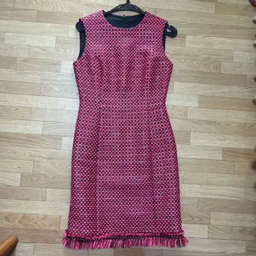 LOULOU WILLOUGHBY 슬리브리스 타이트 원피스