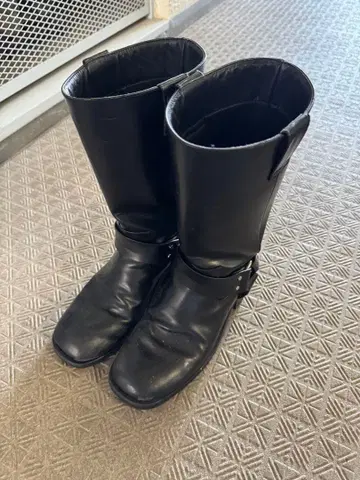 moussy 레어 블랙 롱 부츠 버클 포함