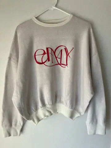 eimy istoire 로고 니트 화이트