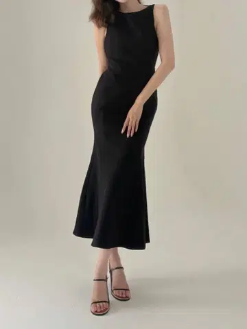 BOCHERON 머메이드 블랙 드레스