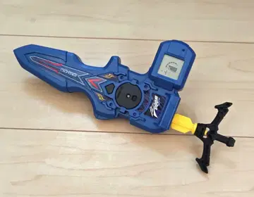 타카라토미 베이블레이드 버스트 B-93 디지털 소드 런처 파랑