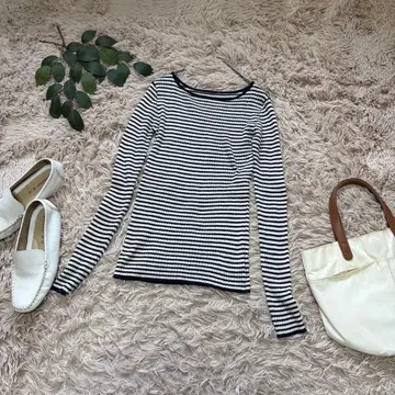 6637 프릭스스토어 리브 니트 [ F ] 화이트 네이비/보더/얇은 소재