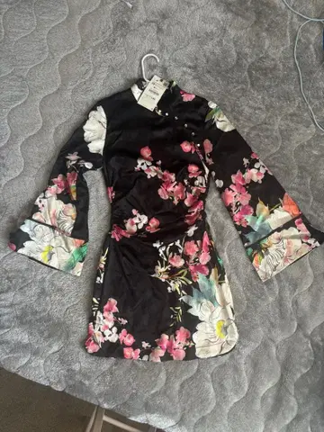 플라워 프린트 블랙 미니 원피스 XS