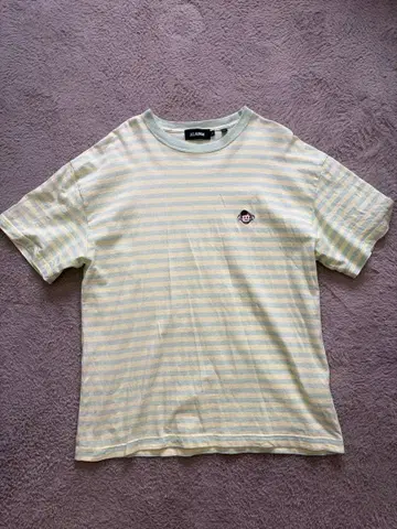 XLARGE 스트라이프 T셔츠 S 사이즈
