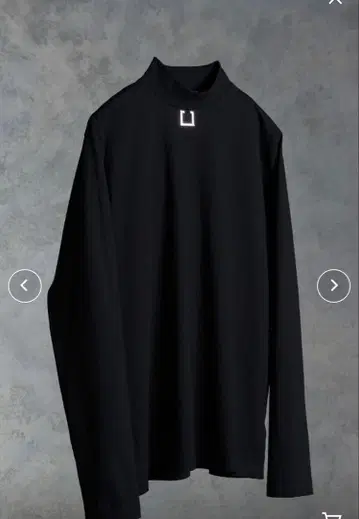 완판템 미개봉 새상품 ADRER 메탈 참 롱 하이넥 탑 사이즈 S