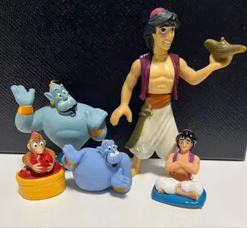 디즈니 알라딘 피규어 세트 .