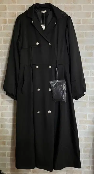 미사용 새상품 엑시즈팜 후드 부착 트렌치코트
