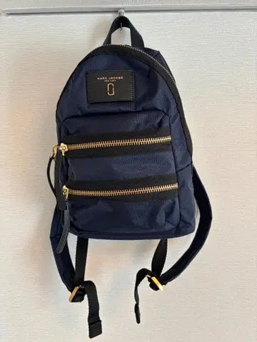 새상품급 MARC JACOBS 네이비 백팩