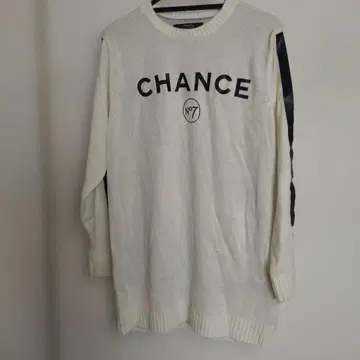 RUSSELUNO CHANCE NO7 화이트 롱 스웨터