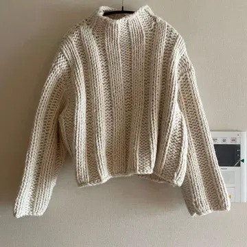 클라네 아이보리 굵은 니트