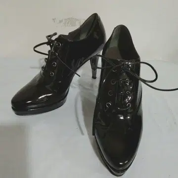 BRUNOMAGLI 블루노마리 이탈리아제 에나멜 부티