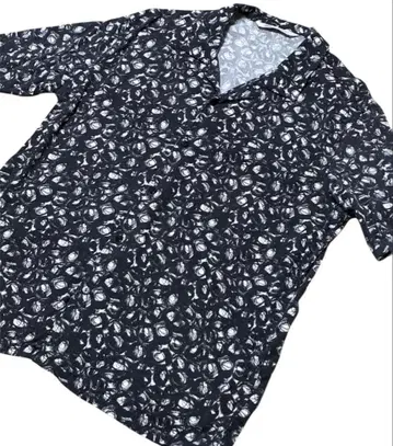 ZARA(자라) 올 패턴 반팔 셔츠 블랙 계열