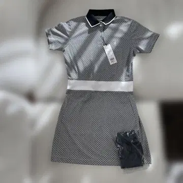 아쿠아 스큐텀 골프 원피스