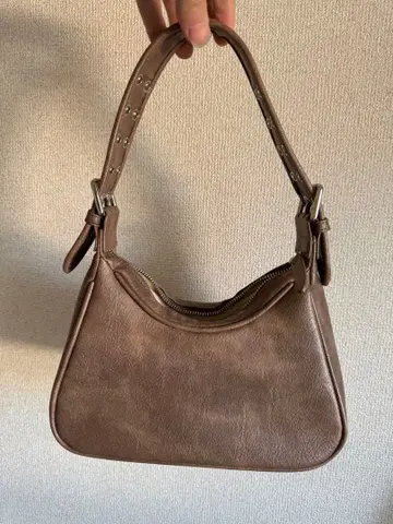 새상품급 Moussy 브라운 가죽 숄더백