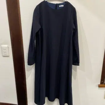 네이비 A라인 롱 원피스 긴팔