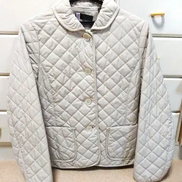 아이보리 퀼팅 자켓 S 사이즈