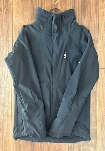 새상품급 1PIU1UGUALE3 마운틴 후드티 L