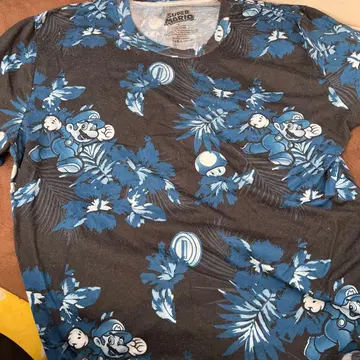 슈퍼 마리오 T셔츠