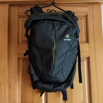 deuter XV3 블랙 백팩