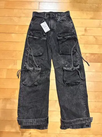 ZARA 카고 스타일 블랙 데님 38