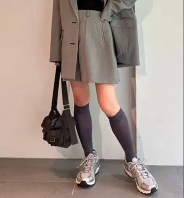 emmi 베이지 숏팬츠 S 사이즈