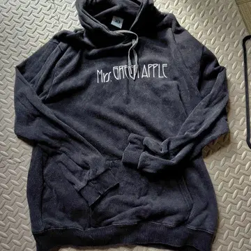 Mrs. GREEN APPLE 후드 부착 후드티