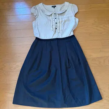 TOCCA 반팔 무릎 기장 원피스 사이즈 4