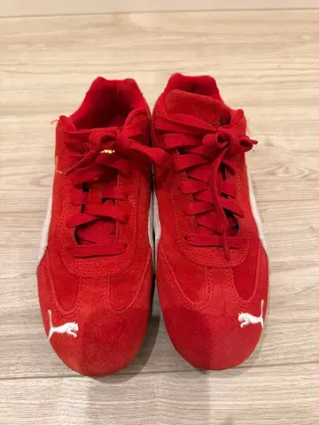 푸마 레드 스웨이드 스니커즈