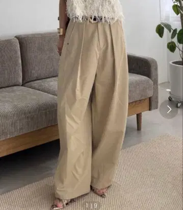 JEANASIS 코쿤 턱 팬츠 베이지 지나시스