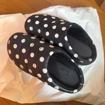 SUBU 블랙/화이트 도트 무늬