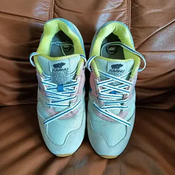 [새상품급] 카루후 스니커즈 SYNCHRON CLASSIC 27cm