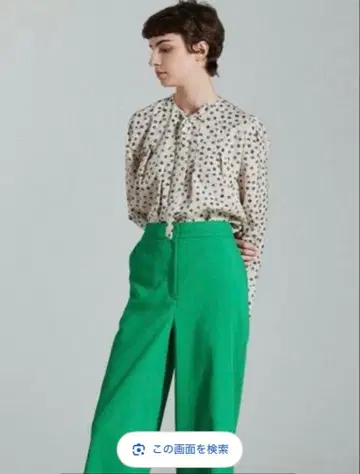 Ballsey 투모로우랜드 꽃무늬 보타이 블라우스