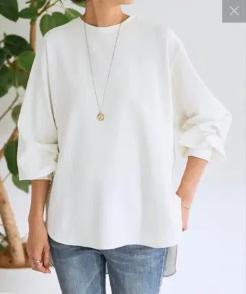 새상품급 비어즐리 BEARDSLEY T 블라우스 화이트 긴팔