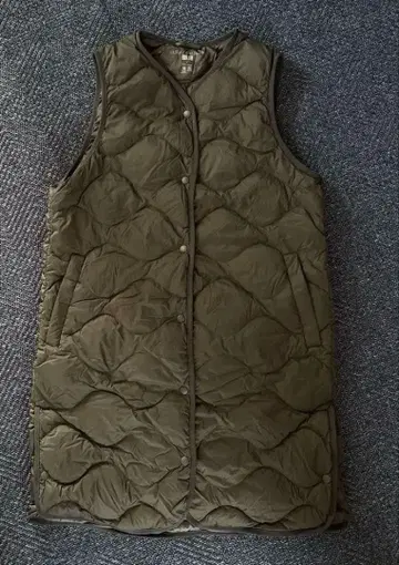 UNIQLO 롱 다운 베스트 S