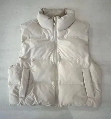 ZARA 아이보리 다운 베스트