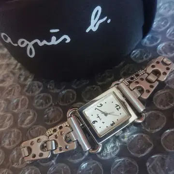 아네스베 V401 스퀘어 페이스 시계 여성용