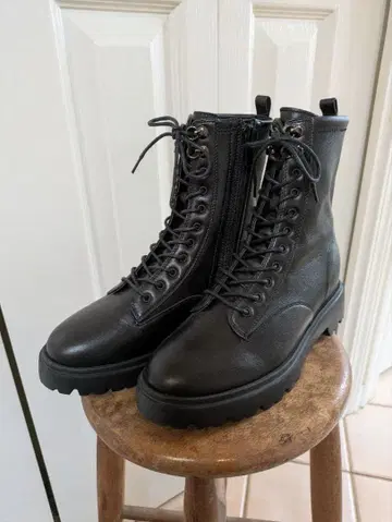 매킨토시 필로소피 블랙 워크 부츠