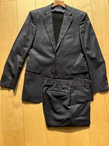 TAKEO KIKUCHI 스트라이프 수트