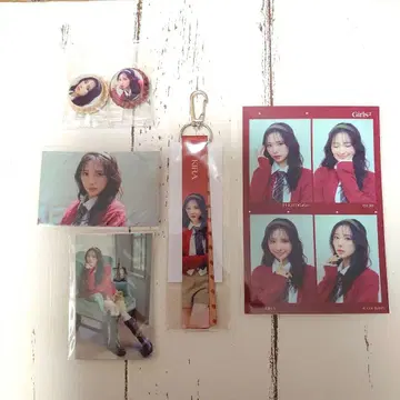 Girls2 온라인 캡슐 복권 캔뱃지 외 야마구치 키라짱 세트