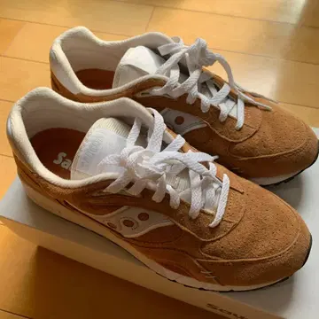 [거의 미사용] Saucony SHADOW6000 26.5cm